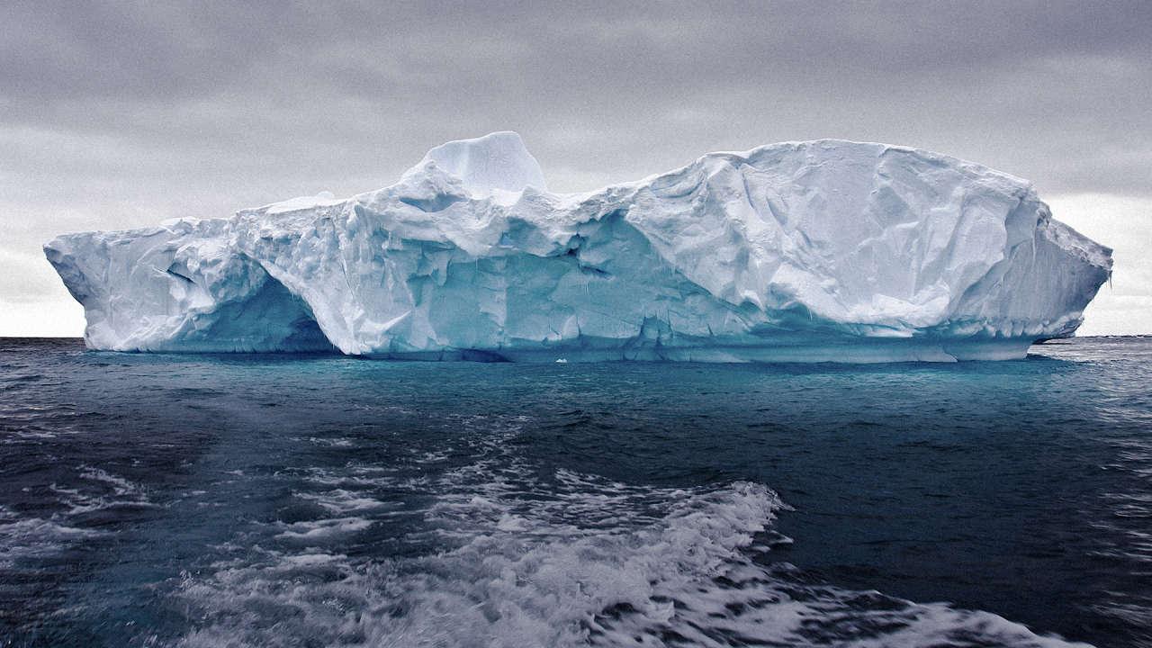 One Man’s Ambitious, Insane Plan To Use An Iceberg To Bring Water To ...